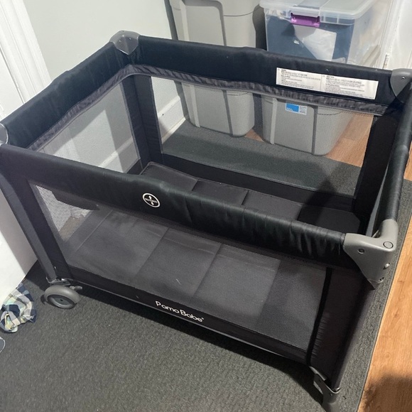 Black Portable Playpen - Picture 1 of 1